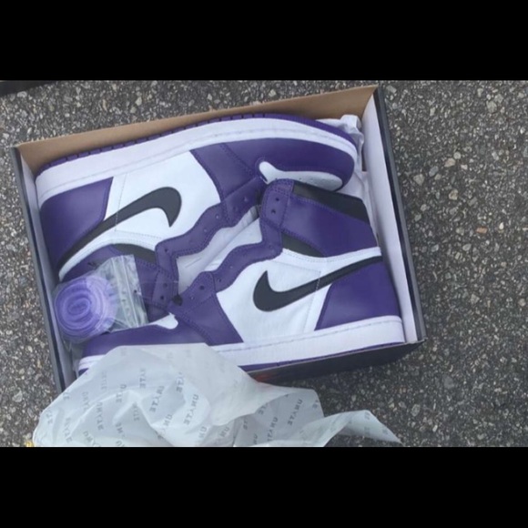 Air Force 1’s - Picture 2 of 4